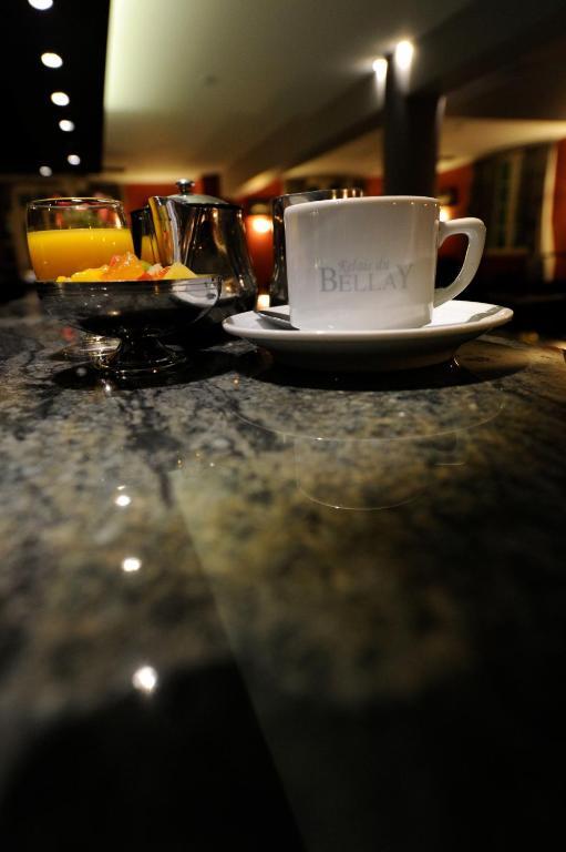 Hotel Spa Le Relais Du Bellay 몽트뢰유벨레이 외부 사진